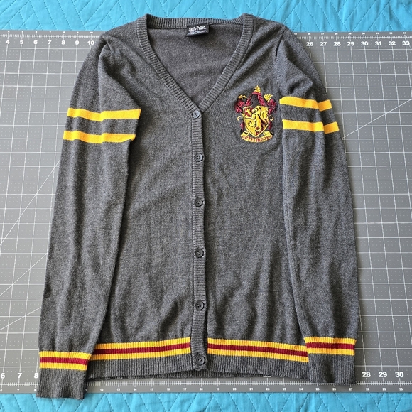 Harry Potter Gryffindor Cardigan - Picture 1 of 7